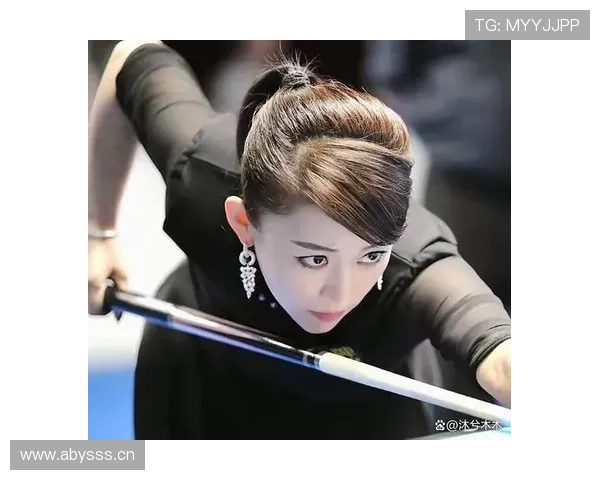 潘晓婷家里那个九球台，比我整个出租屋都贵