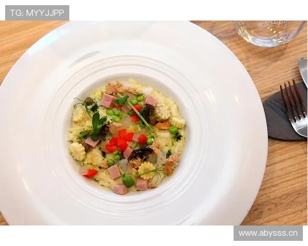 徐嘉余训练完直接打飞的去吃米其林三星，这日子谁懂啊