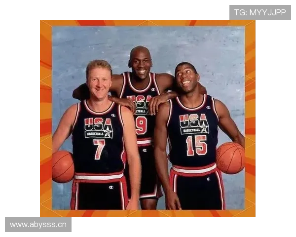 拉里·伯德与魔术师约翰逊挡拆配合提升关键时刻得分效率